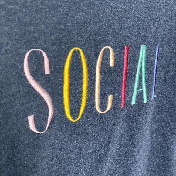 Wildfox Social Embroidered Spellout Sweatshirt Pullover Crewneck Blue Large Slit - Picture 6 of 12